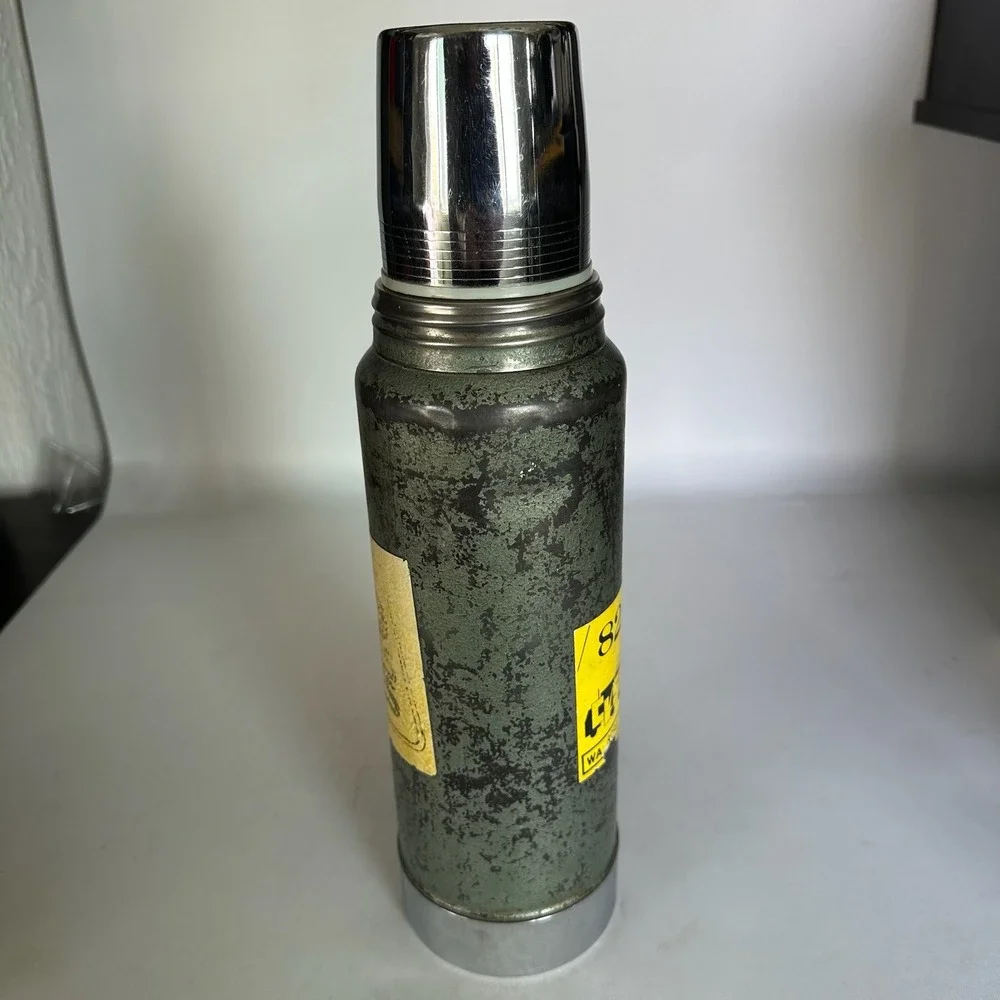 Vintage Aladdin Stanley 1 Quart Vacuum Bottle Thermos A-944C Hammertone Green - Picture 2 of 14